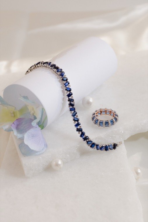 Coloured stone jewellery, piece 4, Gold Point Jewellers, Surat